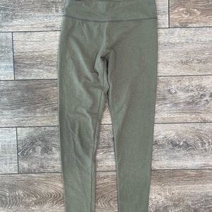 Women’s Green Aerie Chill Play Move Leggings